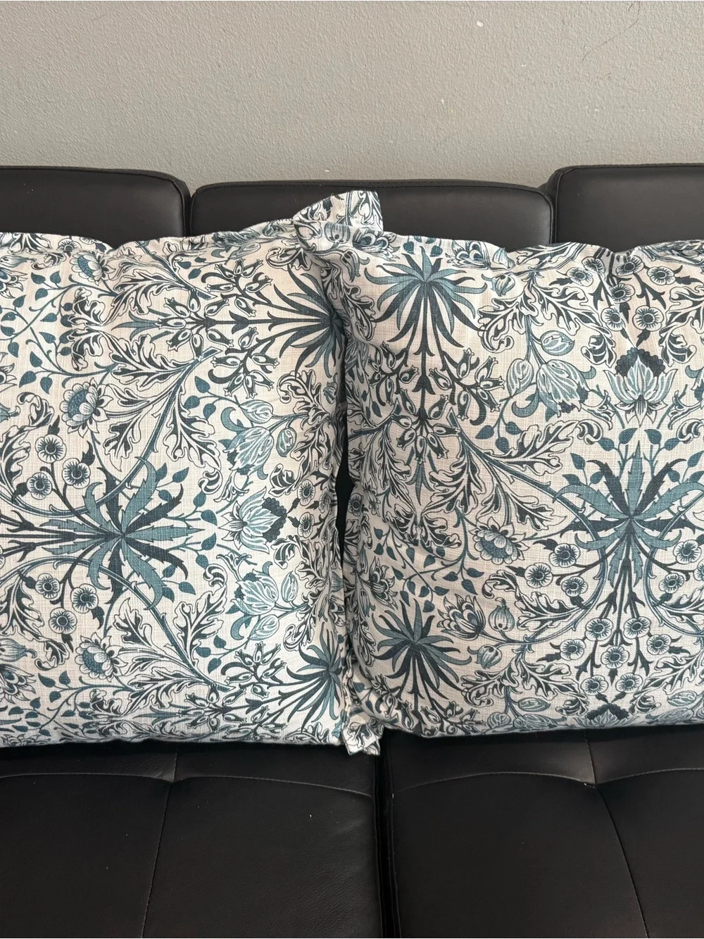 Morris & Co. stylish blue